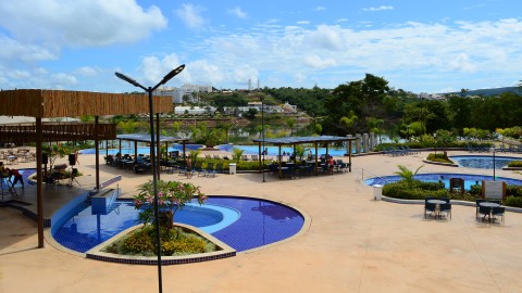 Hospedagem Prive Praias do Lago Eco Resort - Praia Exclusiva em Caldas Novas